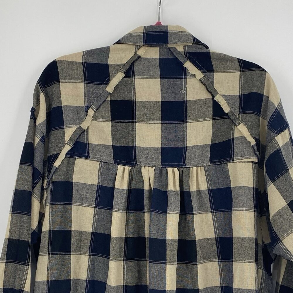 Easel Womens Small Plaid Frayed Oversized Shirt Beige Black Navy - Picture 10 of 10